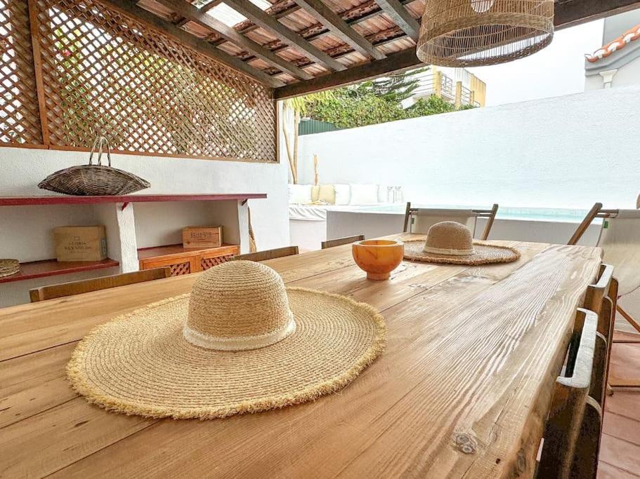 Costa Inn Beach House With Pool By Homeful Homes Costa da Caparica Esterno foto