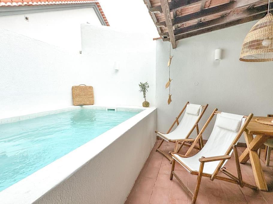 Costa Inn Beach House With Pool By Homeful Homes Costa da Caparica Esterno foto